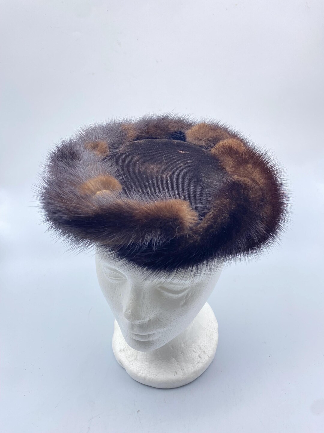 Vintage mink fur womens pillbox style hat Vintage Mink Pillbox Hat Ring Fur with Brooch Freiman New  main image 4