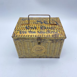 Patterson’s Seal Cut Plugs “It’s the quality” Tin WhickerTobacco Box Vintage
