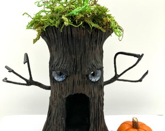 Spooky Haunted tree by Aaron and Amber Matthies
