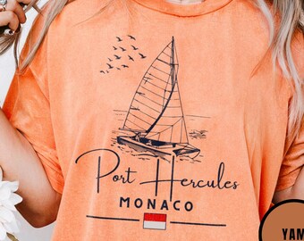 Port Hercules Monaco Komfort Farben T-Shirt Yacht Club Souvenir Vintage Segeln Grafik Tee Monte Carlo Geschenk Altes Geld Ästhetik