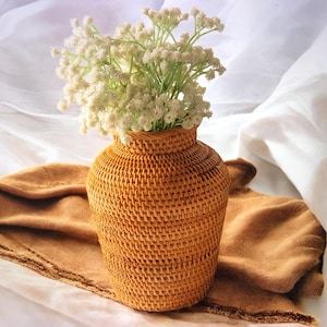 Rattan Flower Small Vase,Boho Rattan Decor Woven Vase,Wicker Vase Flower Arrangements Idea,Woven Vase Gift For Her,Farmhouse Home Decor