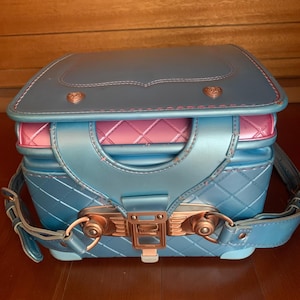 Sac à dos vintage japonais Randoseru, finition émaillée bleu bébé brillant – Léger, durable, format A4 – Occasion : mityantiquesJP