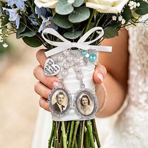 Ciondolo personalizzato per bouquet da sposa / Spilla commemorativa con foto del matrimonio per lo sposo / Spilla per bouquet da sposa / Ricordo in argento e oro per la sposa