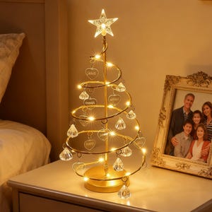 Luces de árbol de Navidad personalizadas, candelabro de cristal personalizado (1-16 nombres), adornos navideños, luz de noche para árbol genealógico, regalo familiar de Navidad.