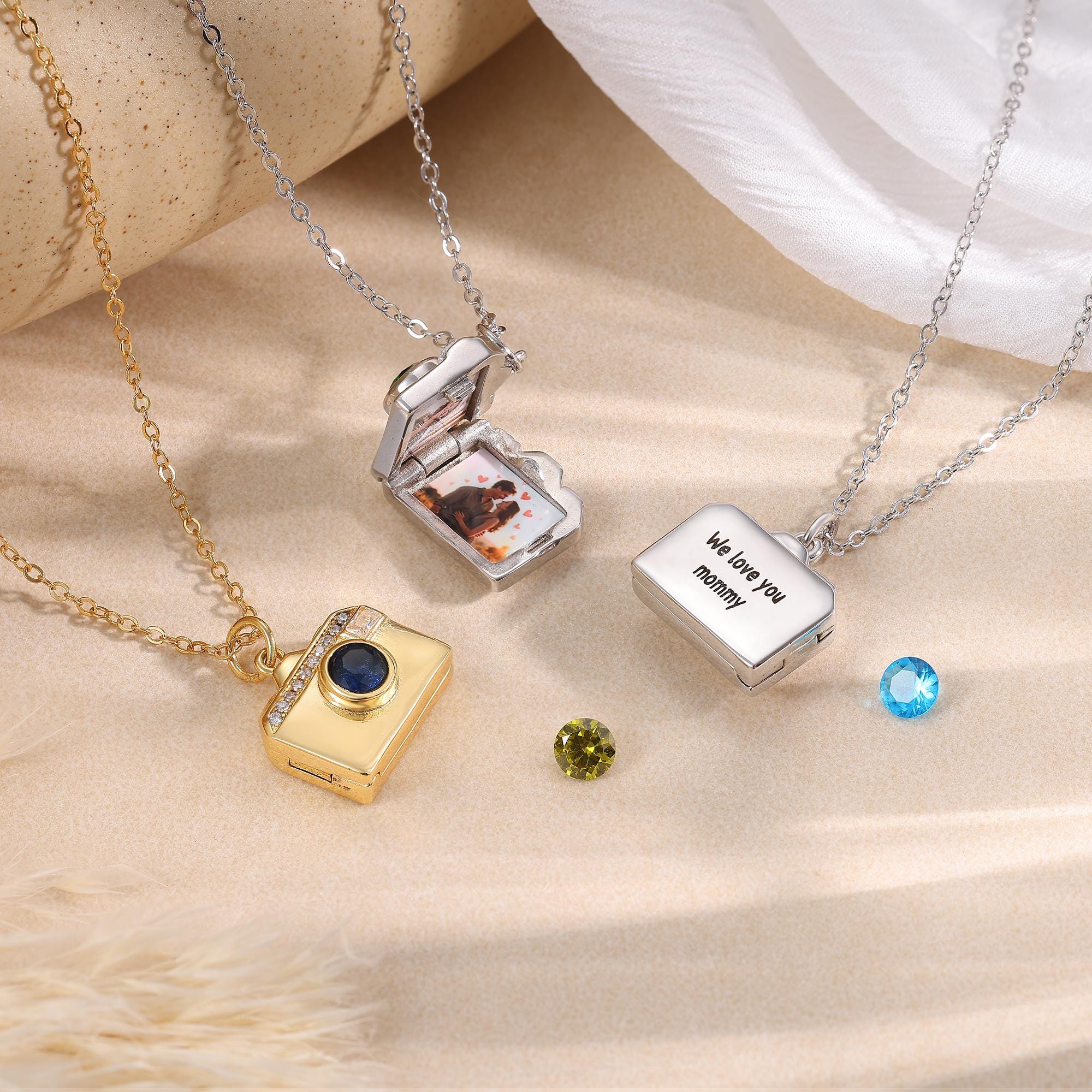 ロケットブローチ - Etsy 日本