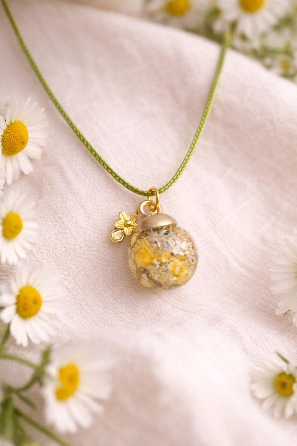 カモミールネックレス - Etsy 日本