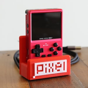 GKD Pixel 赤 ハードケース付き