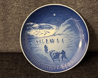 Copenhague, Dinamarca - "Navidad en Groenlandia" - Plato de porcelana de 1972 - 7"