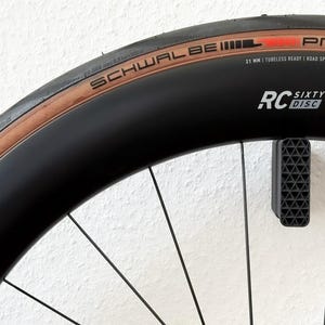 Wall mount for bicycle tires – wheel wall mount, tire wall mount for racing bikes, rim holder wall, bike wheel wall mount