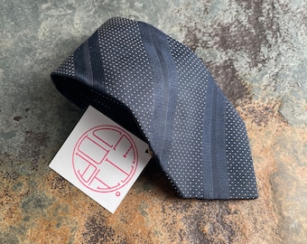 Vintage Paul Smith Tie - Classic Men's Neckwear - Timeless Retro Elegance