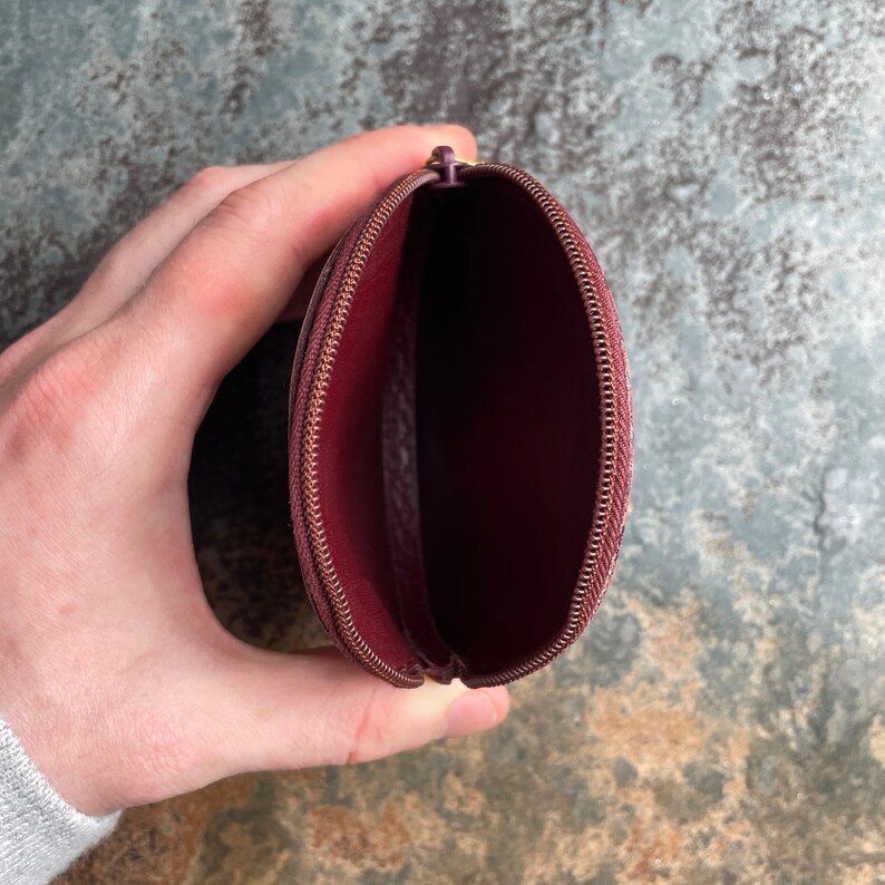 Cartier Money Pouch Women's Authentic / Vintage Accessories Designer Luxury Gift for Her / Free Worldwide Shipping / Burgundy Leather Retro image 4