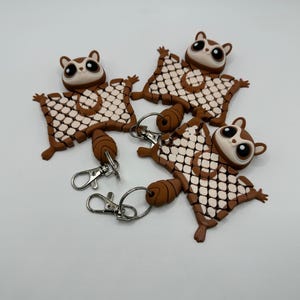 Flying Squirrel Keychain - Cute Animal Fidget Key Ring