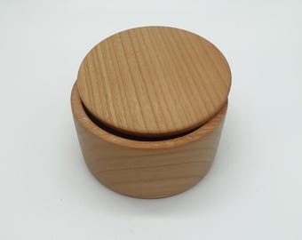 Box with lid hand turned in cherry wood