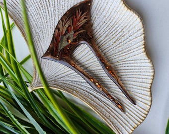 Large Brown Resin Hair Fork with Dried Leaves – Rustic Bun Pin