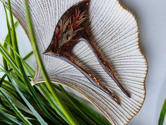 Large Brown Resin Hair Fork with Dried Leaves – Rustic Bun Pin