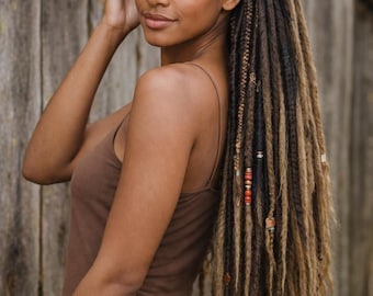 Black to Golden Blond Ombre Double Ended Dread Extensions – Synthetic Dreads