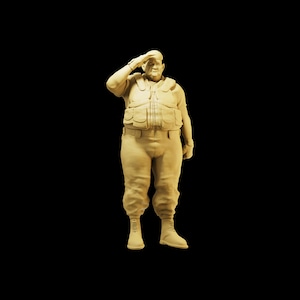 Figura sem pintura em escala 1/35 1/43 1/64, oficial militar gordinho em homenagem, resina - ideal para dioramas/itens colecionáveis - escala 1:64