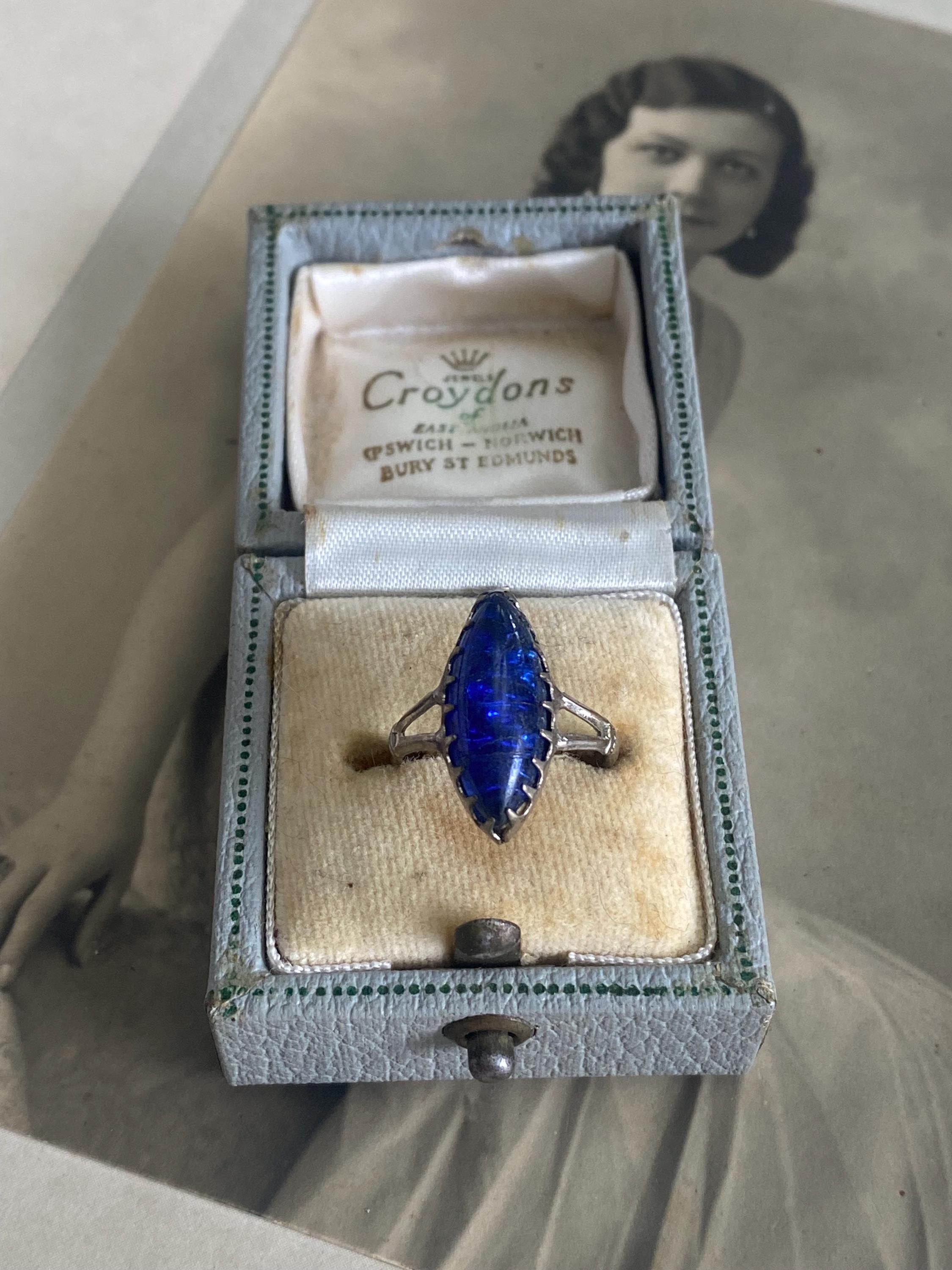 Vintage Art Deco Czech Cocktail Ring – Sapphire Blue Crystal Foil