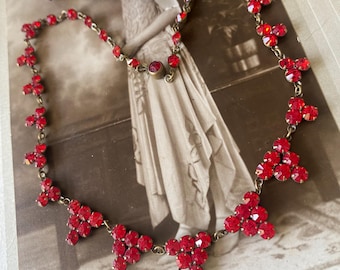 Art Deco Vintage Ruby Red Paste Crystal Collar Dainty Necklace