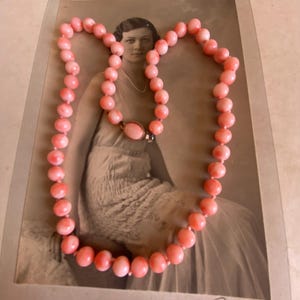 Vintage Mid-Century Natural Angel Skin Coral Bead Necklace – Salmon Pink