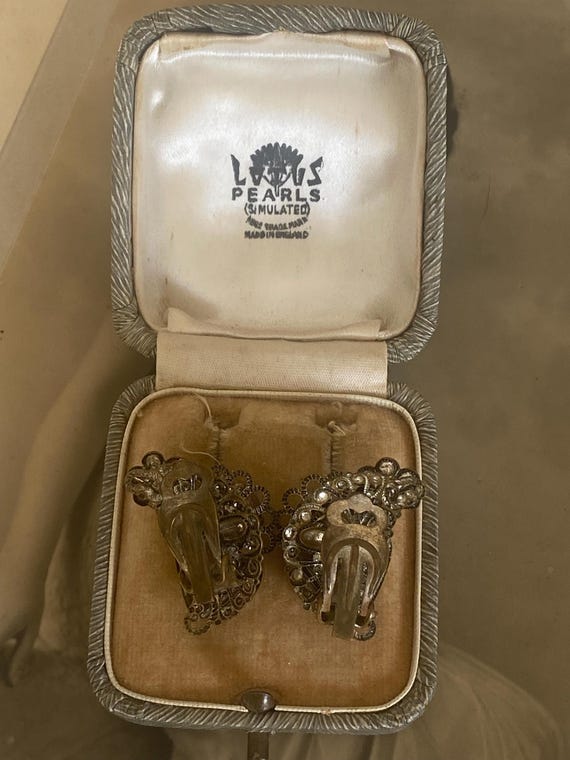 Vintage Art Deco Blue Enamel Swarovski Crystal Rhinestone Daisy