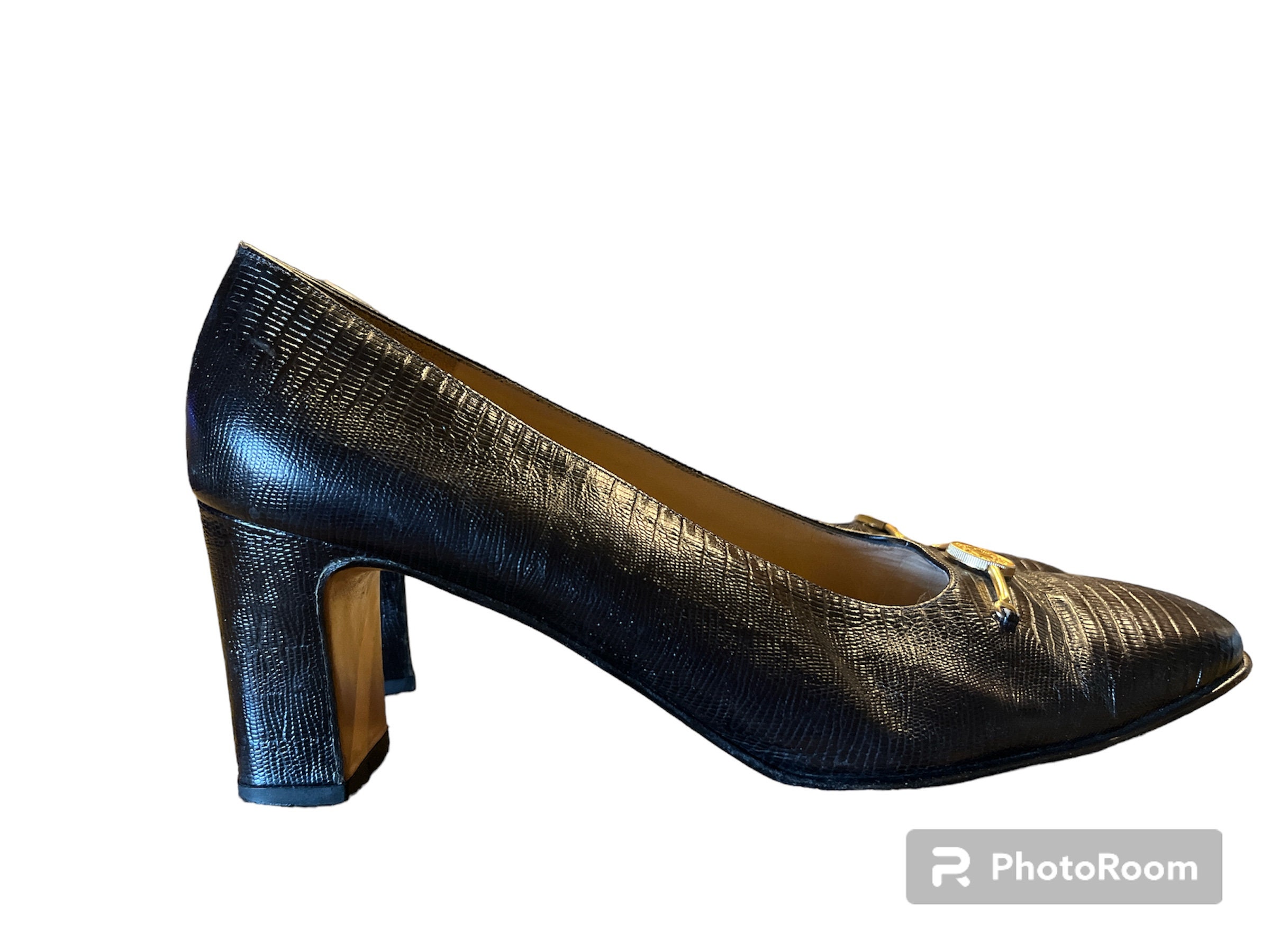 Salvatore Ferragamo Size 8.5 Womens Shoes -  Canada