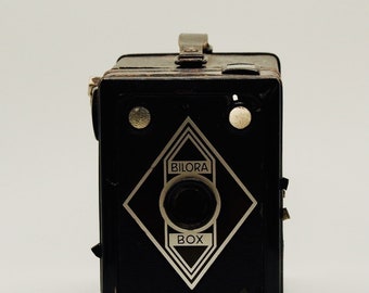 Vintage Billora Box Camera - Retro Decorative Piece for Photography Enthusiasts