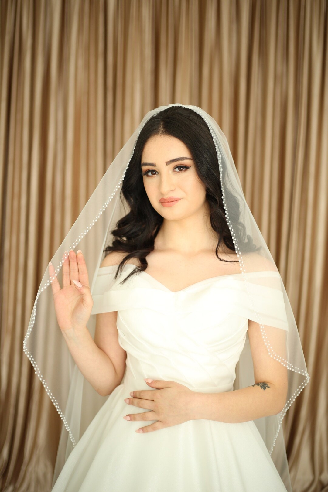 Pearl Beaded Short Wedding Veil with Comb Fingertips Length Pearl bridal veil - Evenly spaced small pearl veil - Style #969 main image 2