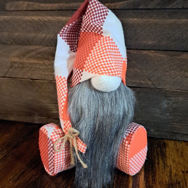 Farmhouse Gnome | Sitting Gnome with Shoes