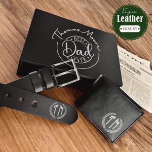 Personalisiertes Vatertags Geschenk Set für Ihn - Individuelle Herren Gürtel und Geldbörse - Gürtel und Geldbörse mit Holzbox - Geschenk für Ehemann - Für Papa