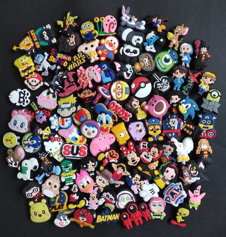 Cartoon Crocs Charms Pins Badges, Sonic Pooh Cat Stitch Naruto Tweety Doraemon Snoopy Smurfs Bunny Mario Pororo, Jibbitz for Clogs, Cute Kids Shoe Charm Accessory