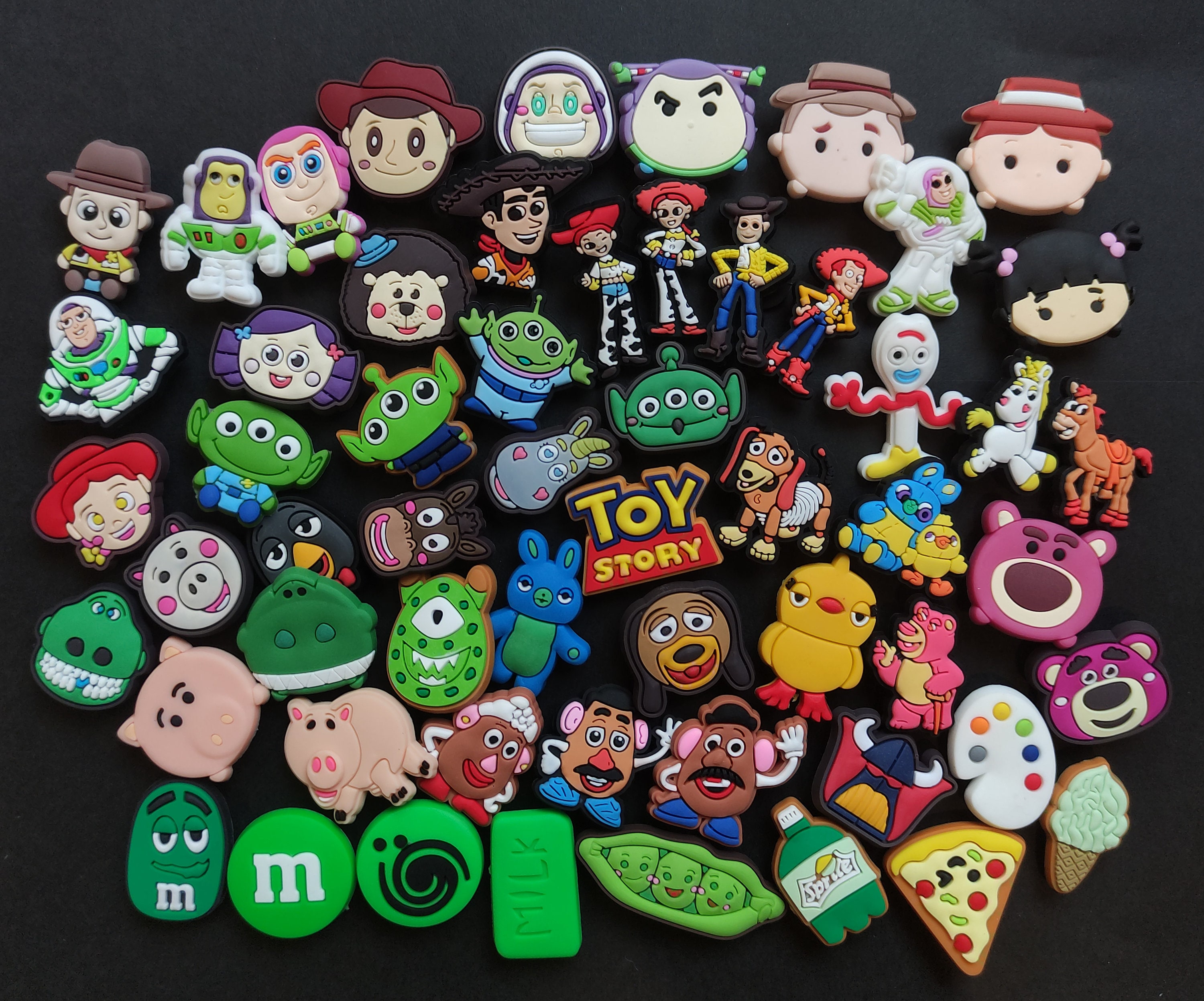 Toy Story Jibbitz for Crocs Disney Toy Story themed Charms Clog Pin Badges Woody Jessie Buzz Lightyear Slinky Rex Lotso Bear Bullseye Aliens