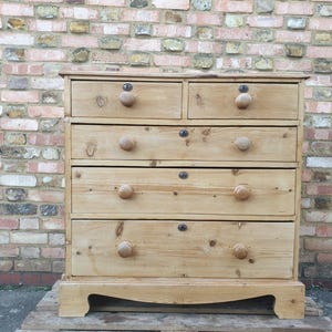 Solid pine Victorian large chest of drawers
