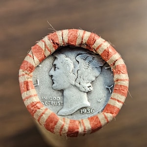 Unsearched Wheat Cent Roll With Silver Mercury Dime And Indian Head Cent On The Ends 1909-1958 PDS All Dates Possible But Not Guaranteed