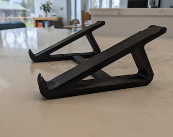 Laptop stand