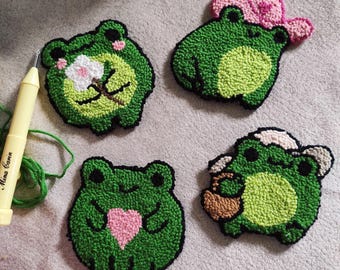 Cute Frog Mug Rug, Punch Needle Coasters, Frog Coasters, Punch Needle Mug Rug