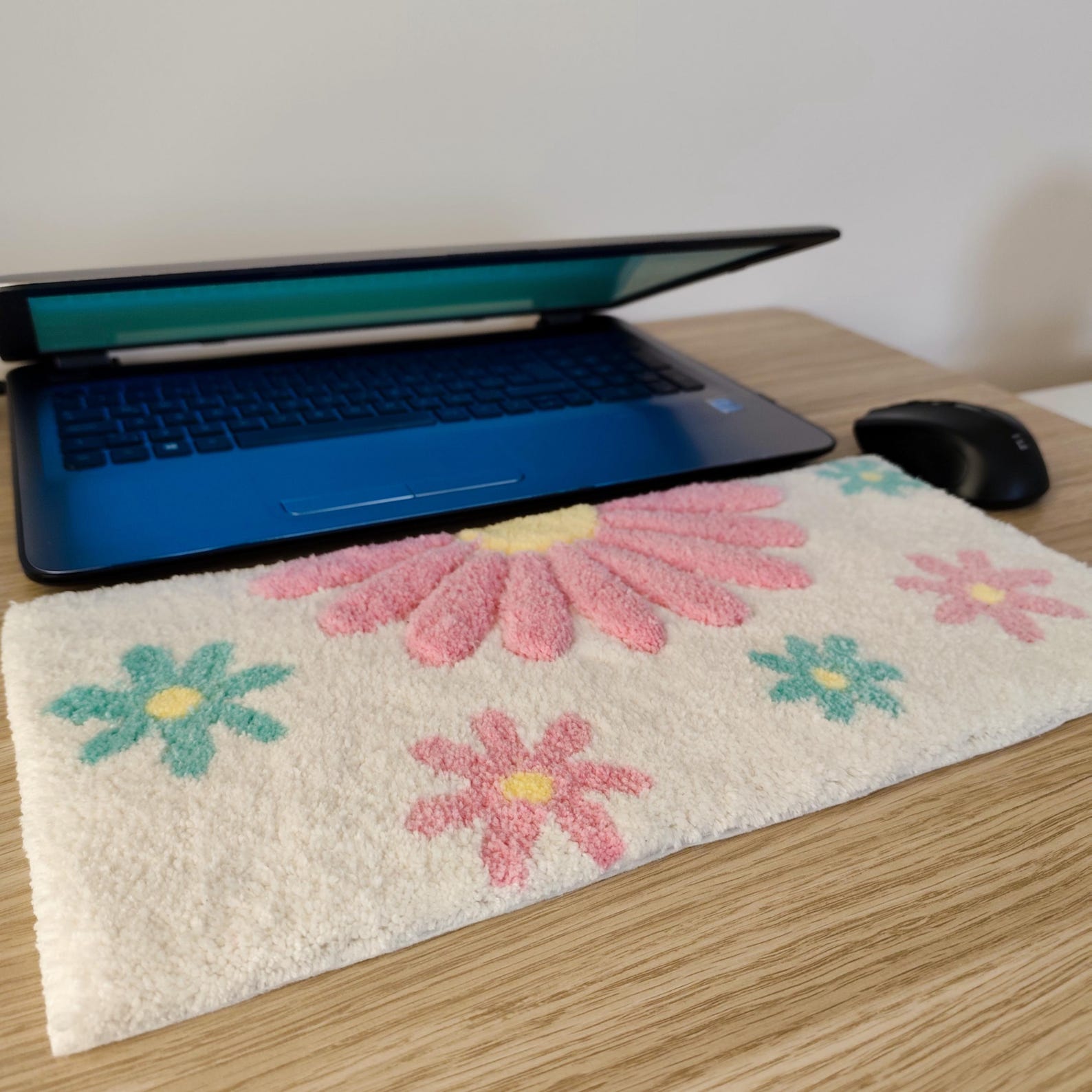 Handmade Tufted Daisy Keyboard Rug: Pink Flower Desk Mat - Etsy
