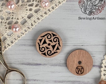 Magnetischer Nadelhalter aus Holz: Doppelseitiger Nadelhalter