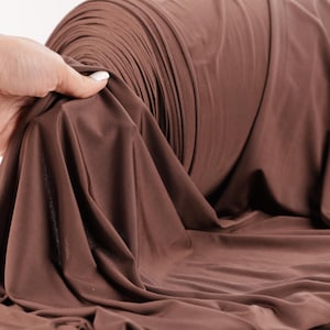 Brauner Venecia-Strickstoff: 4-Wege-Stretch-Polyester-Spandex-Mischung