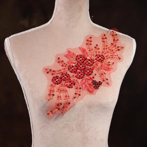 Apliques de cuentas y lentejuelas rojas para danza lírica, ballet, vestidos de ilusión y disfraces GLT2647Ared