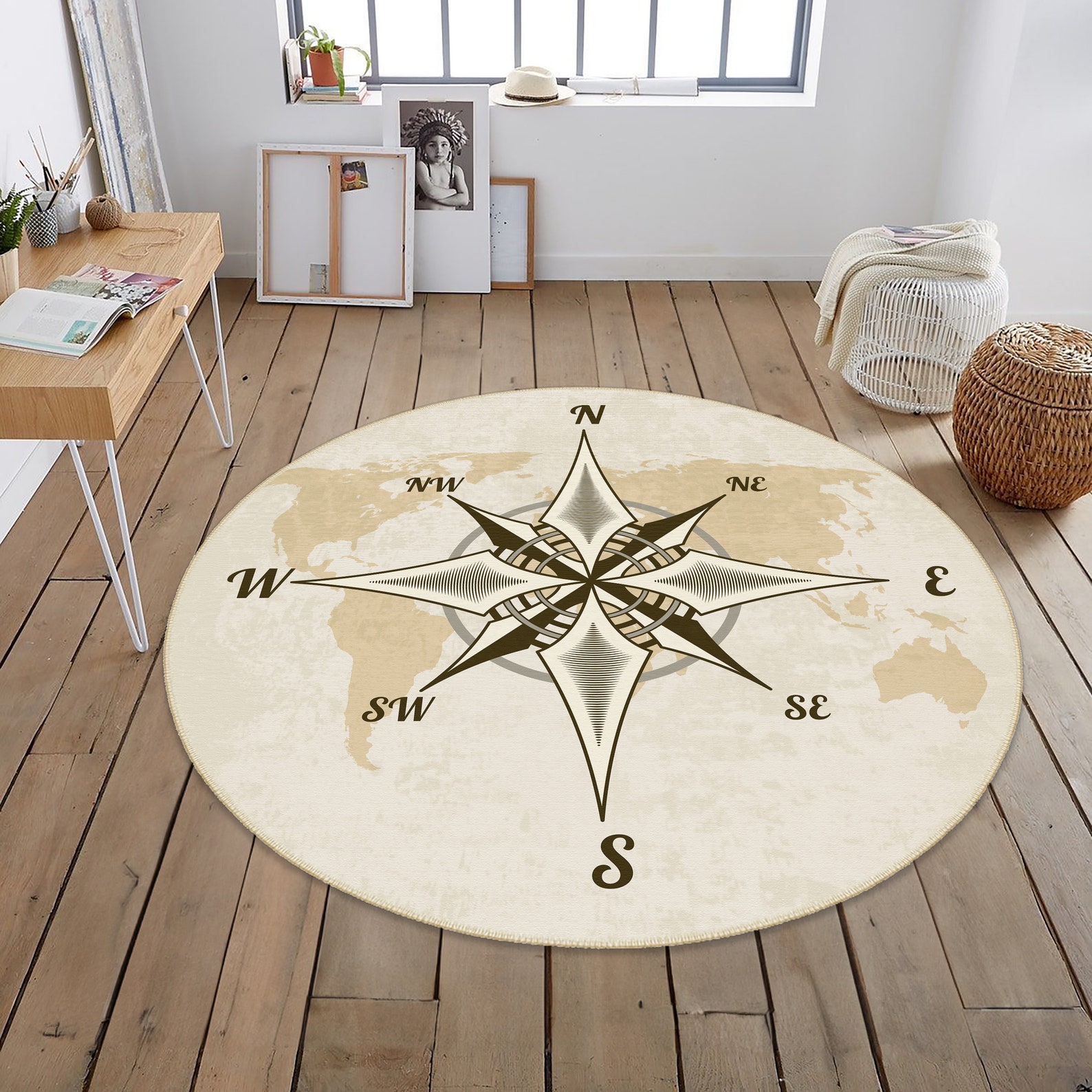 Compass Desing Round Rug: Compass Pattern Rug, Round Compass Carpet ...
