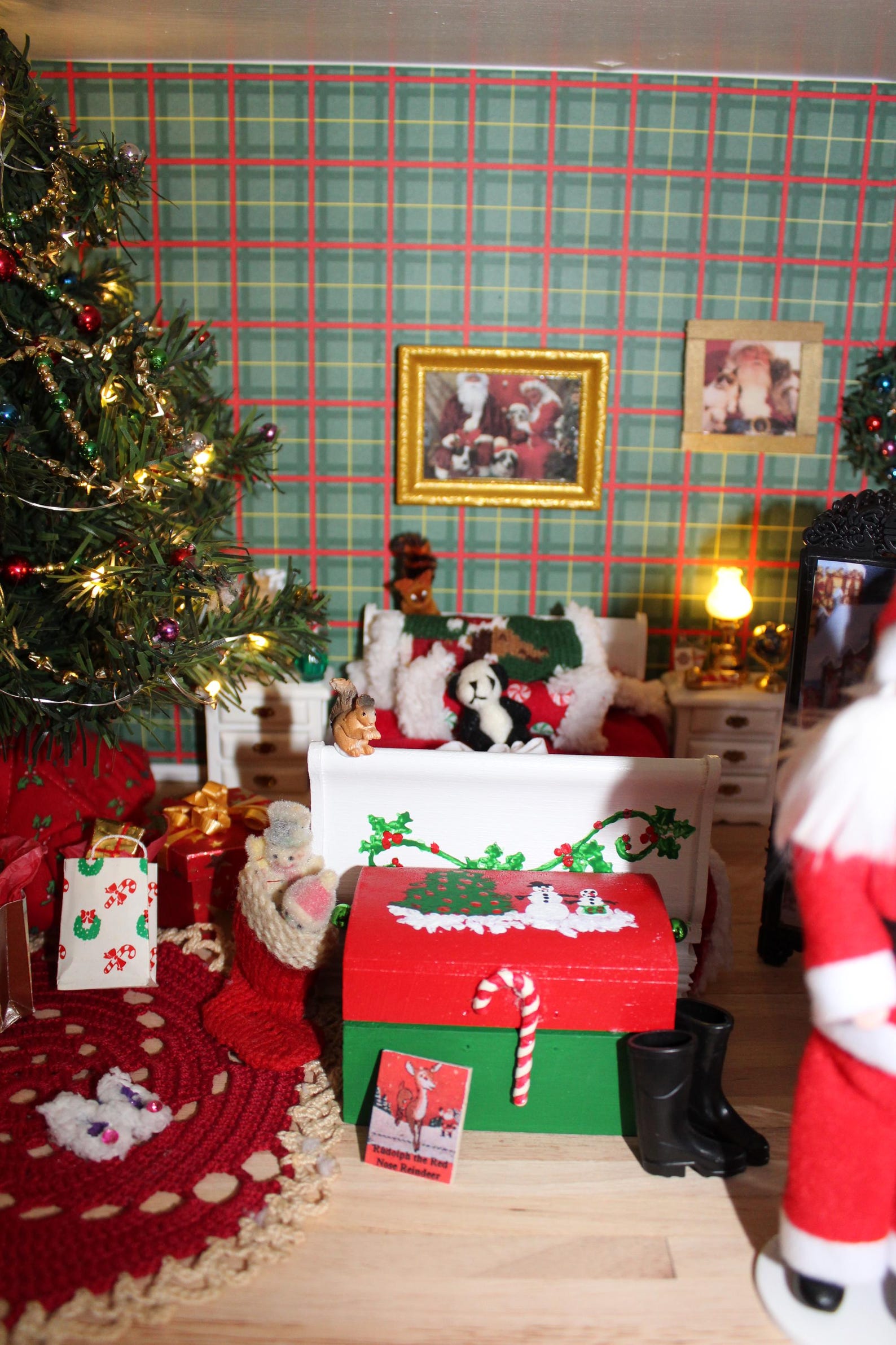Miniature Santa's Bedroom Room Box - Etsy