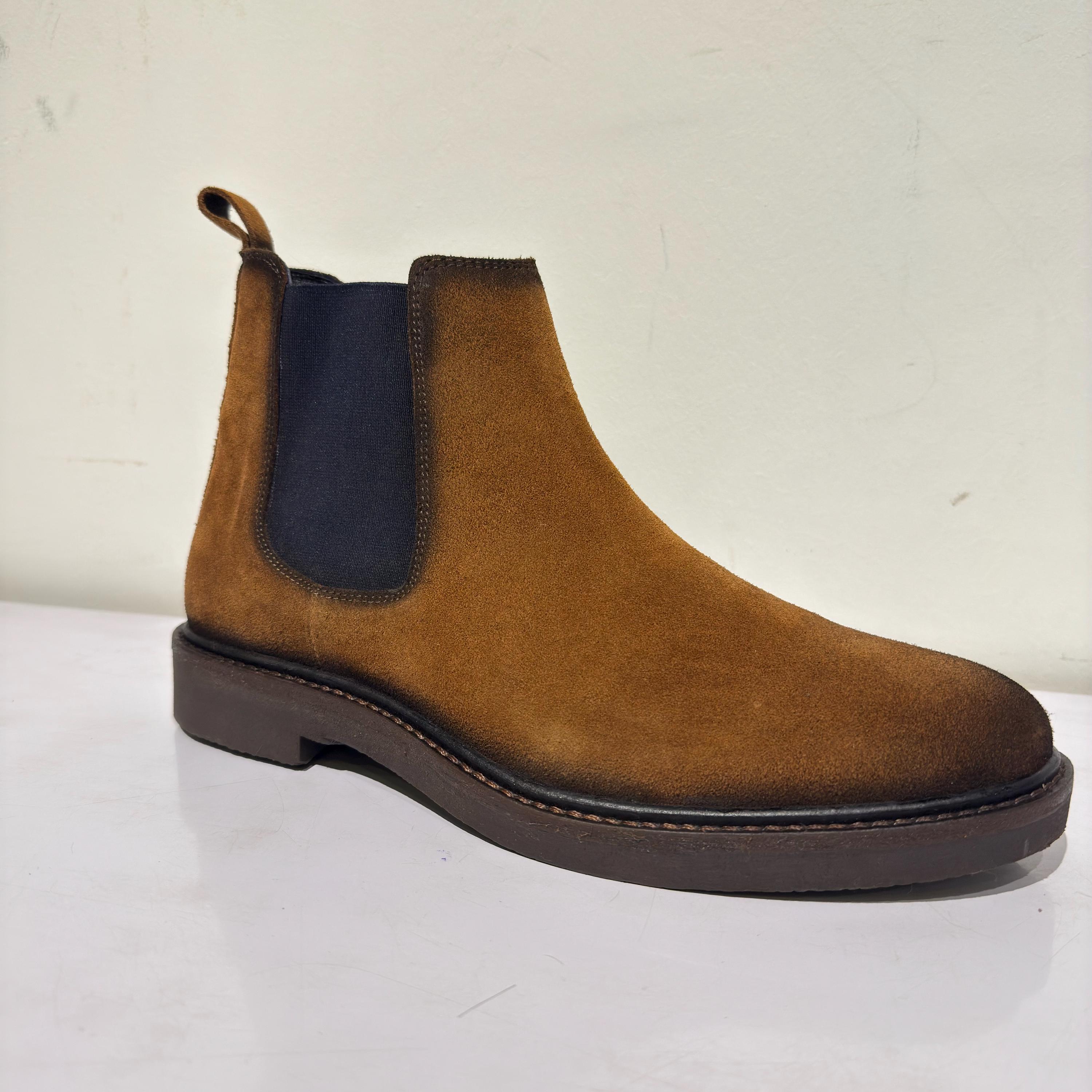 Chelsea Boots Men's Slip-on Fashionable Boots Plus Size Suede