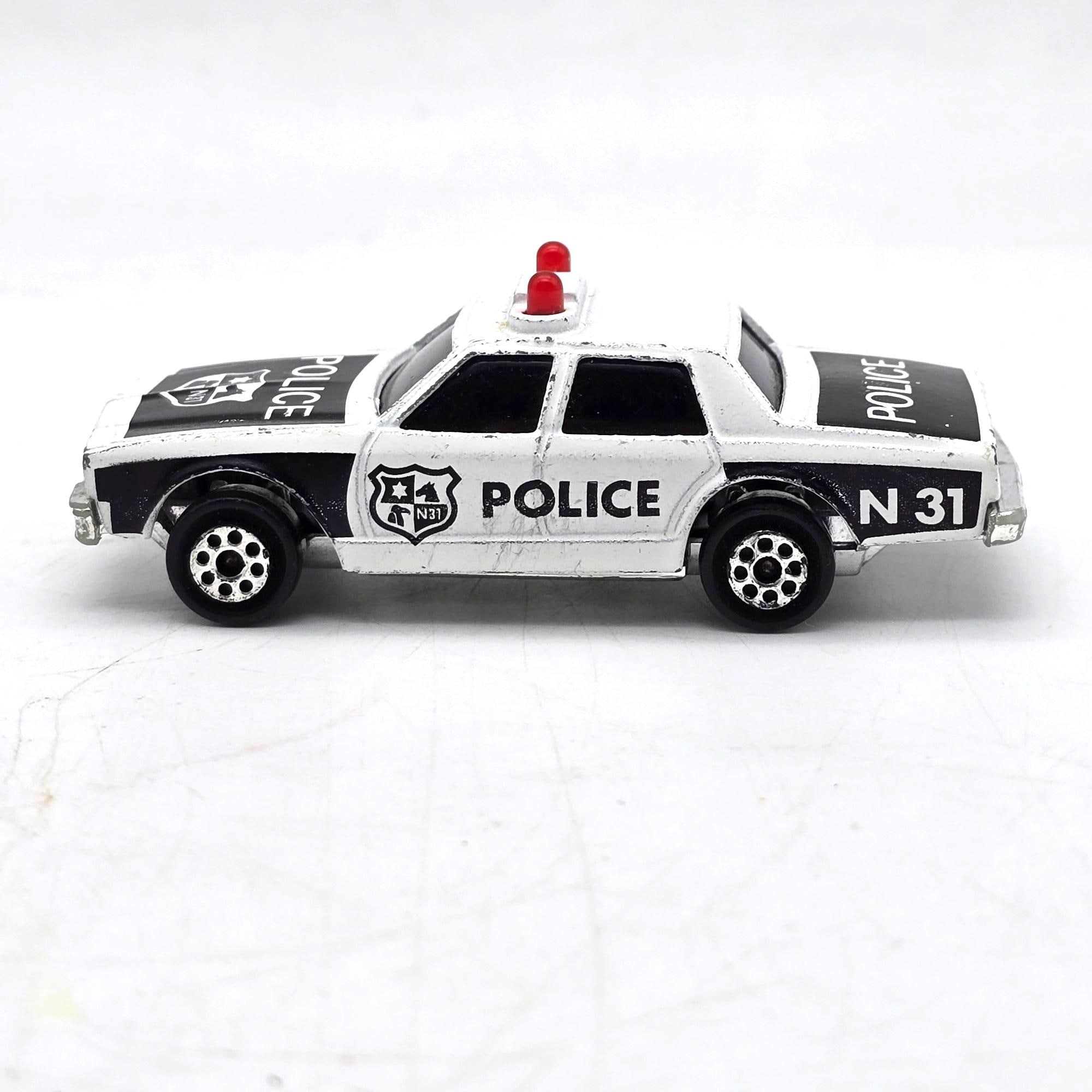 Majorette Sonic Flashers Chevy Impala Police Car B/W #N-31 France