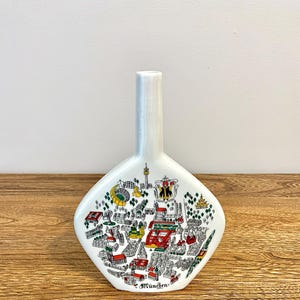 Vintage Munchen Escorial Grun Liqueur Bottle/Decanter by Anton Riemerschmid, Munich Germany Vase, Mid Century Porcelain Bar Decor