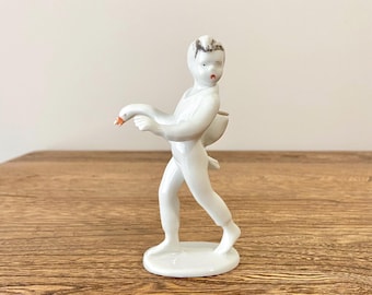 ヤノシュ・ハリー - ヴィンテージ ホロハザ磁器 - 馬に座る騎兵