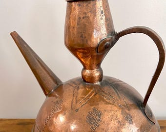 19世紀の中東産銅製大型アンティーク水差し（蓋付き）、アラビア