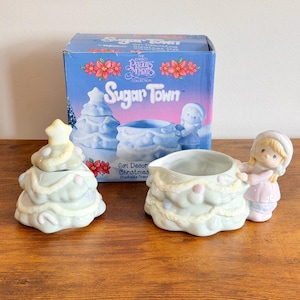 Vintage Precious Moments Sugar Town Stackable Creamer and Sugar Bowl, Girl Decorating Christmas Tree, Enesco 1994 Original Box, 3.5"