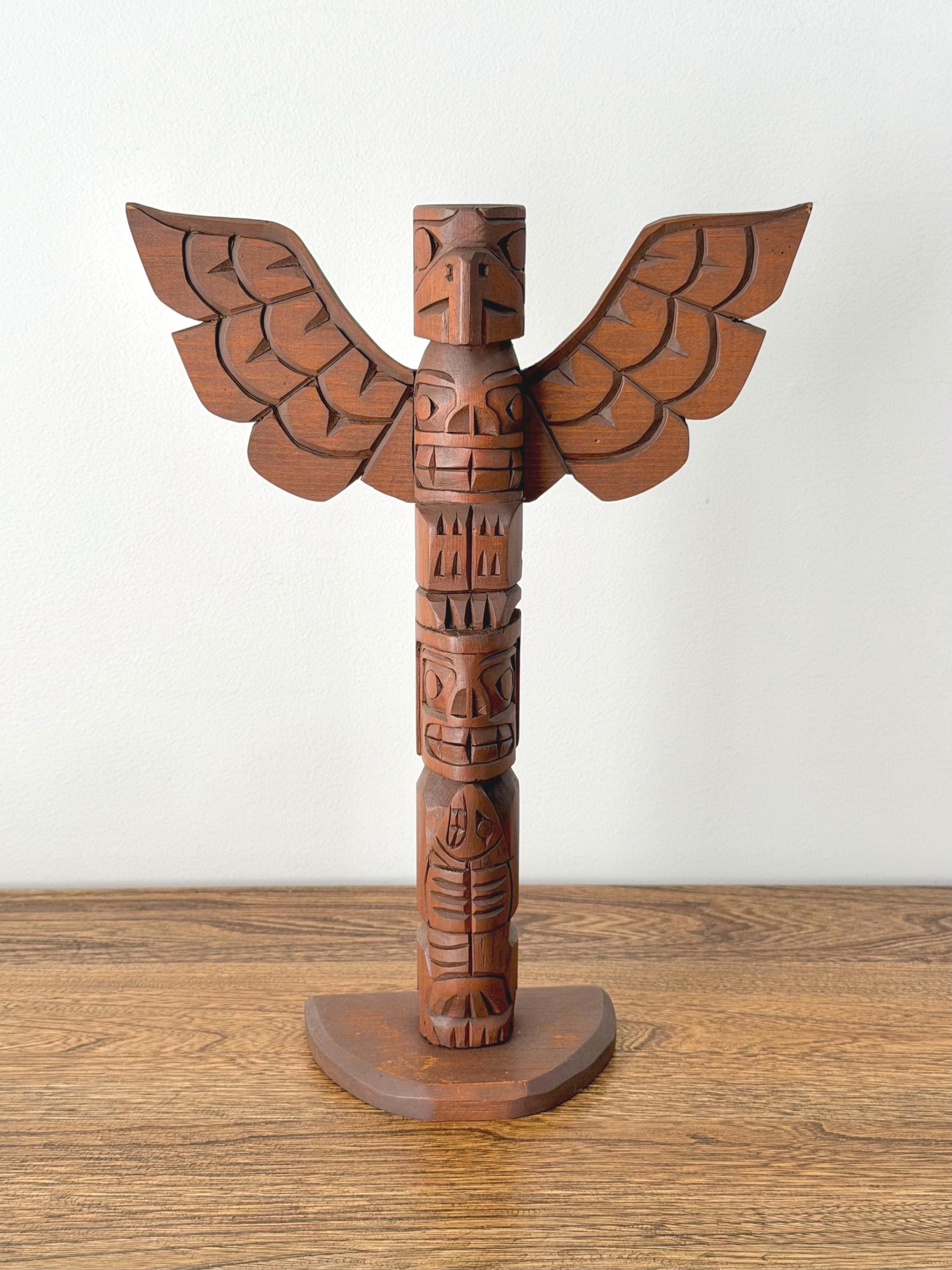 Totem pole souvenir - Etsy 日本