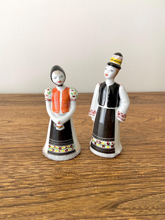 Pair of Vintage Hollohaza Hungarian Porcelain Figurines, Folk